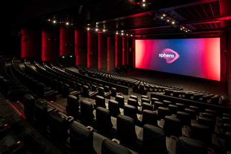Village Cinemas .